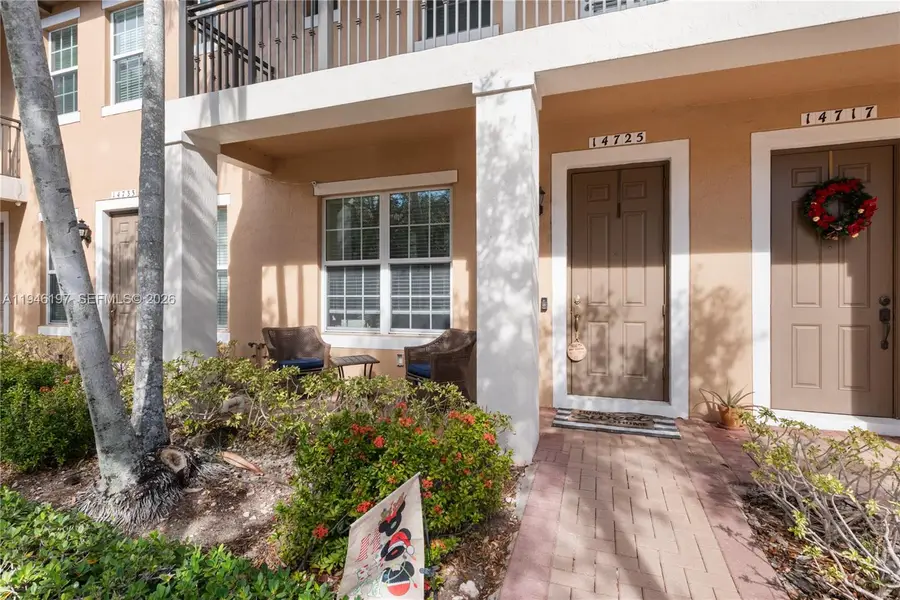 14725 SW 11th St, Pembroke Pines, FL 33027 - Image #2