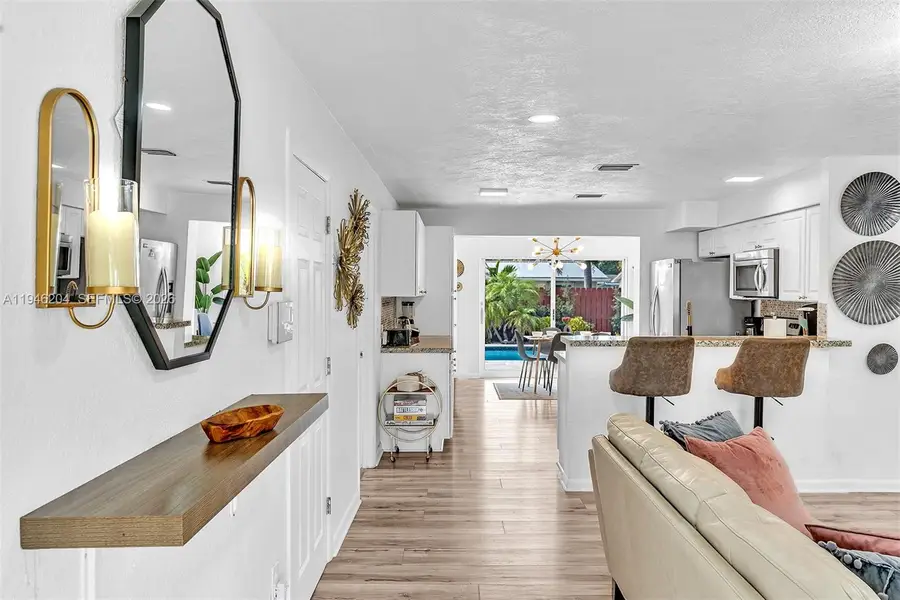 4633 SW 28th Ave, Dania Beach, FL 33312 - Image #2