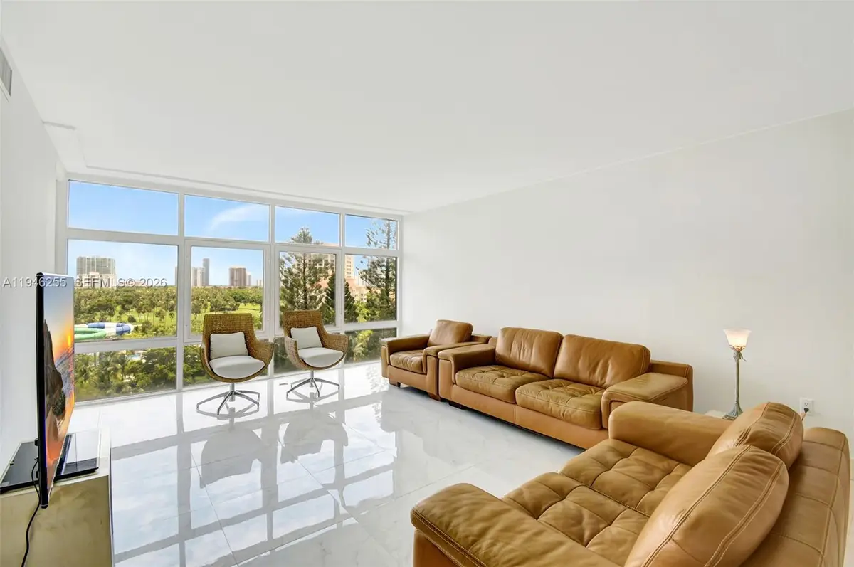 20100 W Country Club Dr #1005, Aventura, FL 33180 - #1