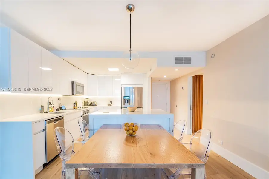 2301 Collins Ave #719, Miami Beach, FL 33139 - Image #2