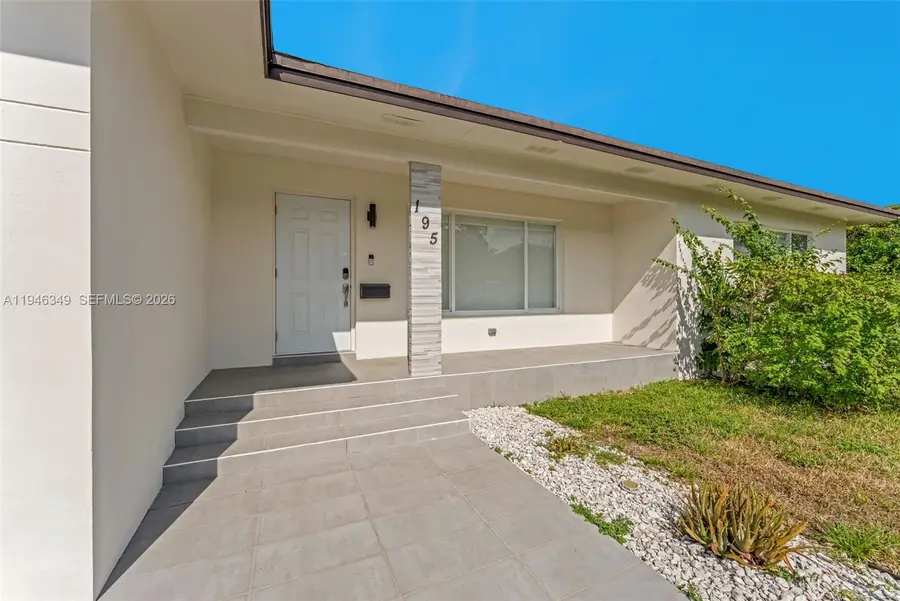195 NW 115th St, Miami, FL 33168 - Image #3