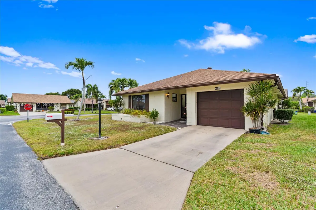 6109 S Ambertree Ln, Greenacres, FL 33463 - Image #1