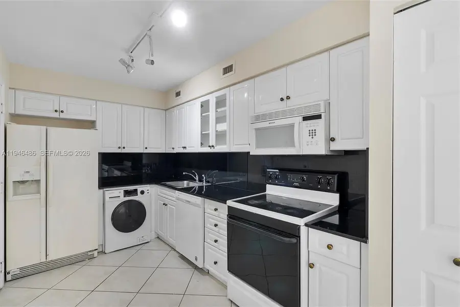 6770 Indian Creek Dr #8R, Miami Beach, FL 33141 - Image #3