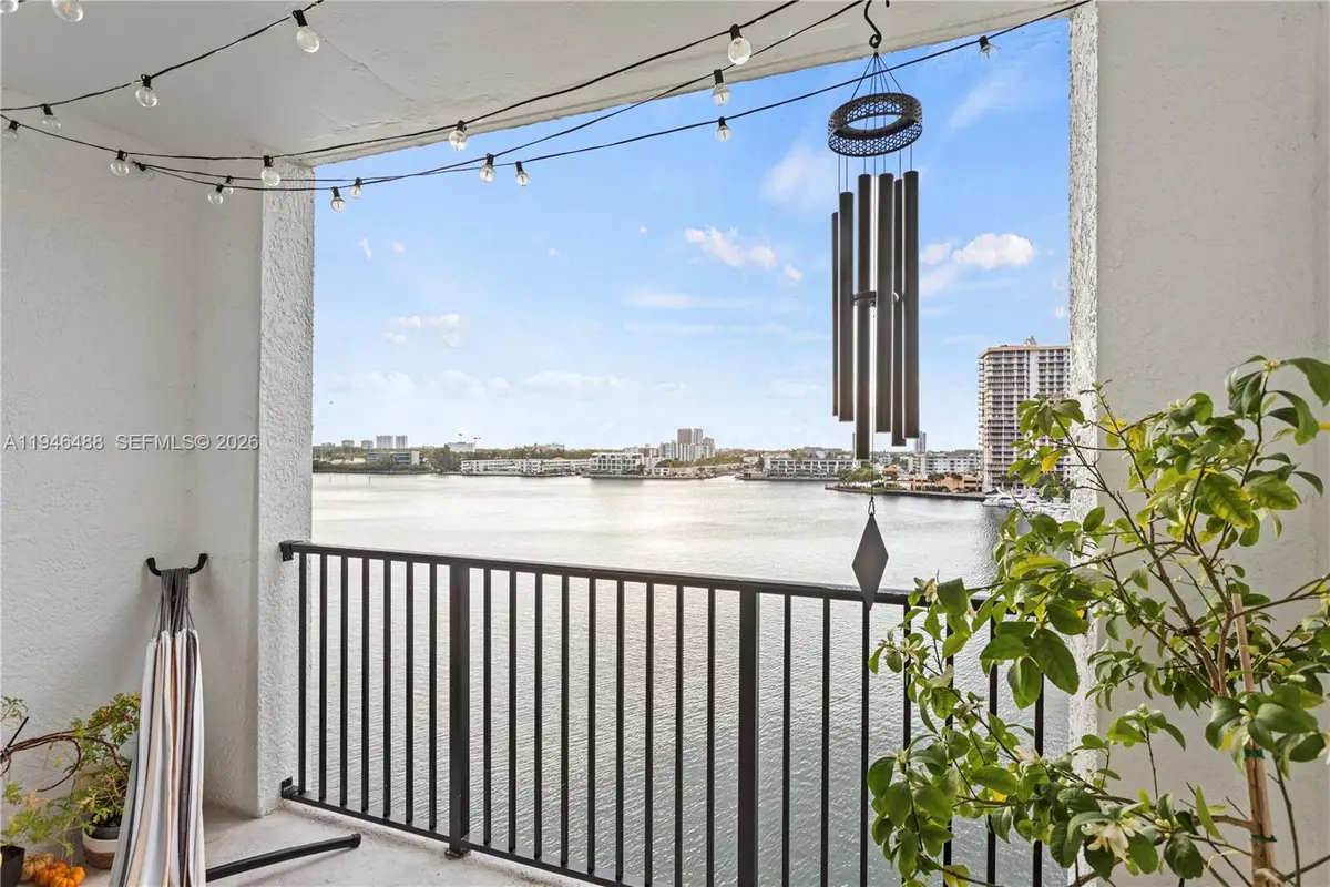 17150 N Bay Rd #2707, Sunny Isles Beach, FL 33160 - #1