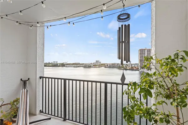 17150 N Bay Rd #2707, Sunny Isles Beach, FL 33160