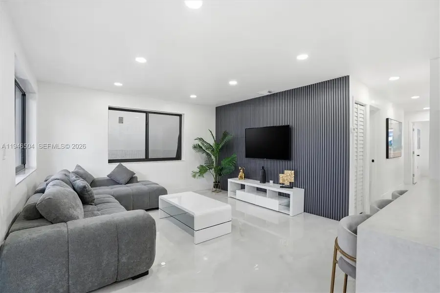 1781 NW 94th St, Miami, FL 33147 - Image #2