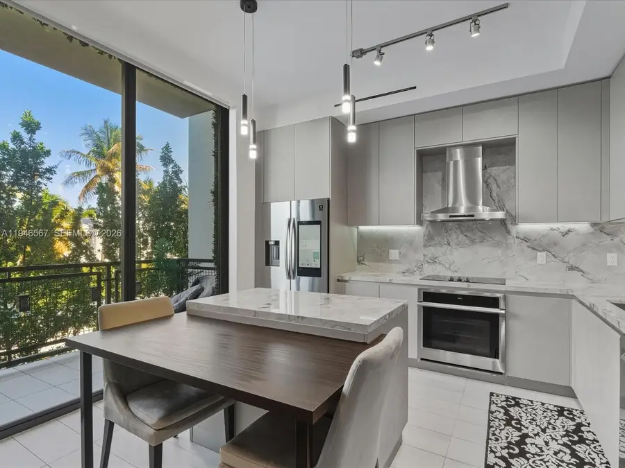 1030 15th St #213, Miami Beach, FL 33139 - Image #2