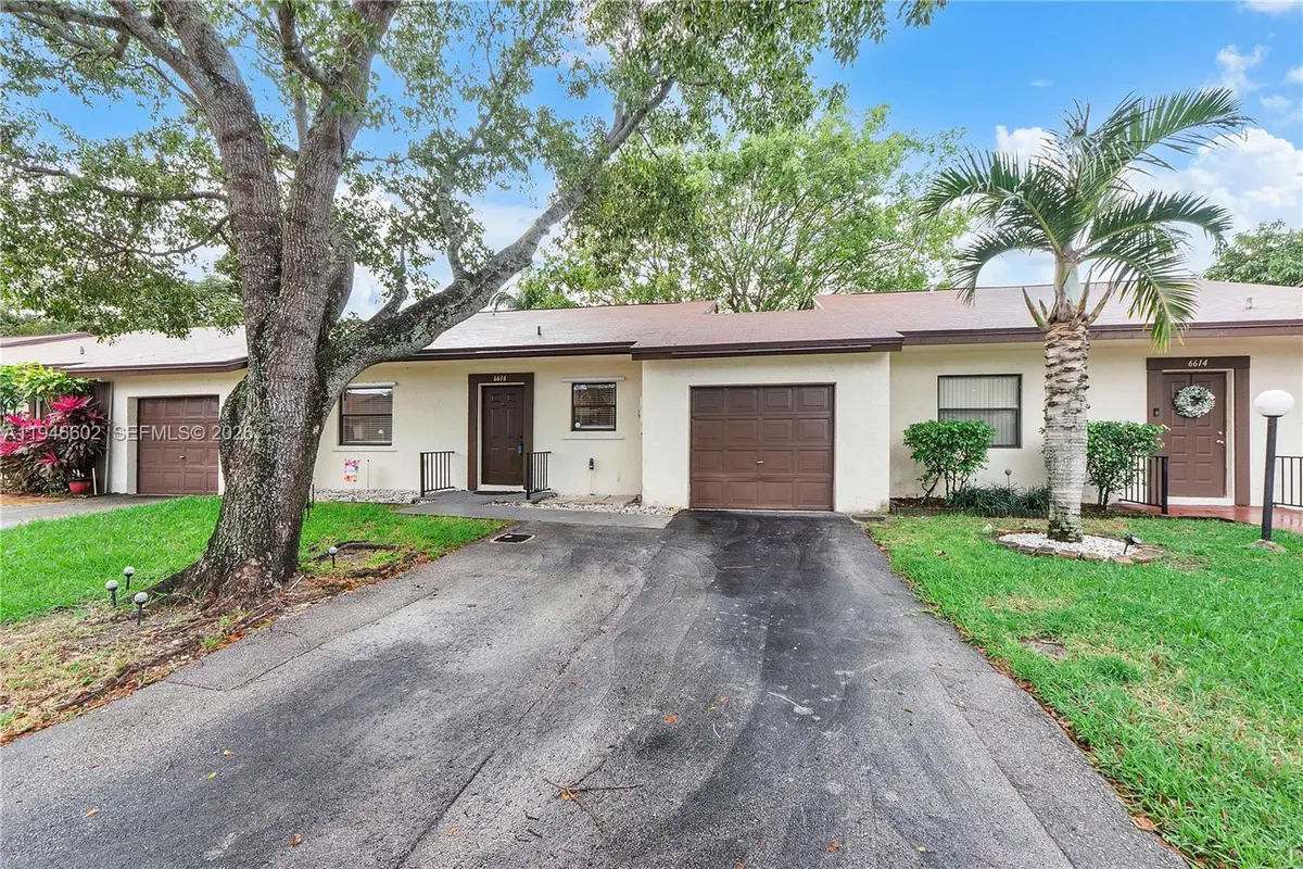 6616 N Parkway Dr, Margate, FL 33068 - Image #1