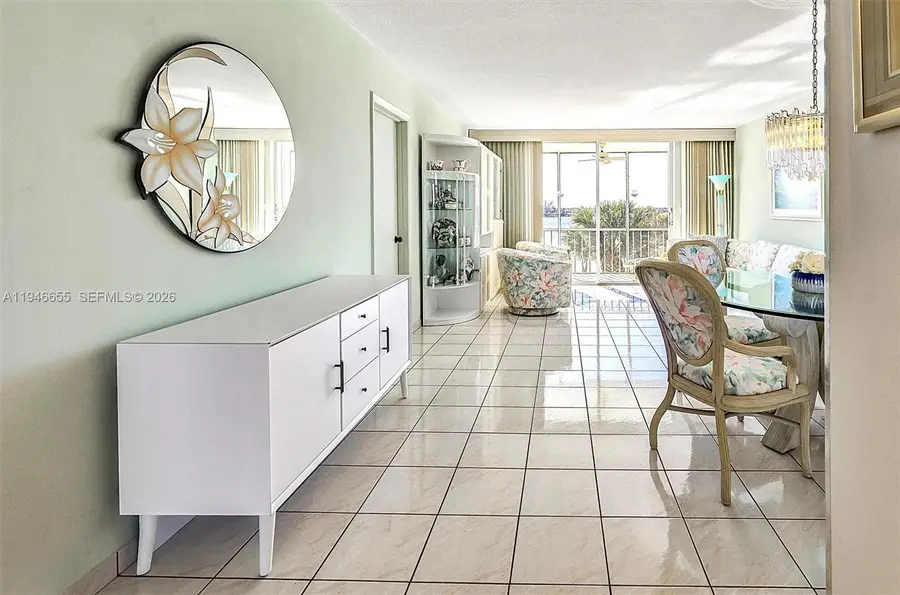 3010 Marcos Dr #R311, Aventura, FL 33160 - #3