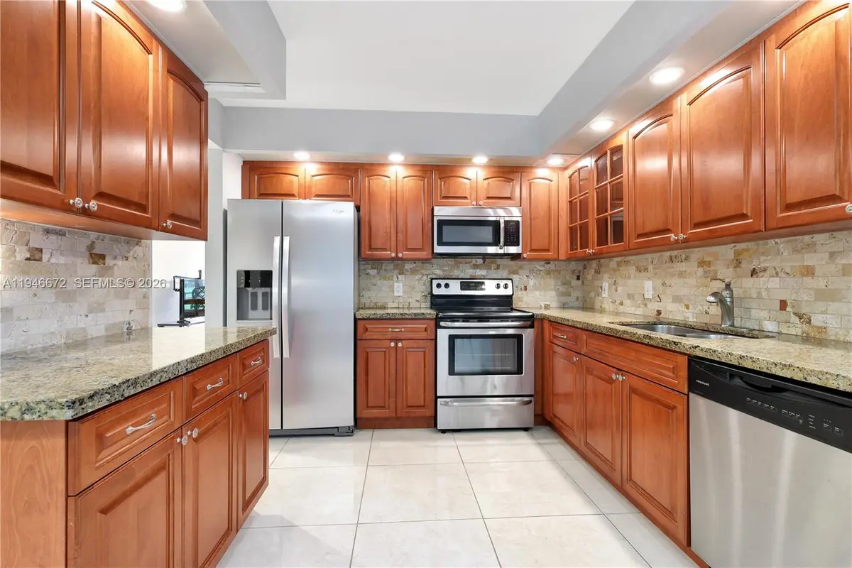 12850 SW 4th Ct #115I, Pembroke Pines, FL 33027 - Image #1