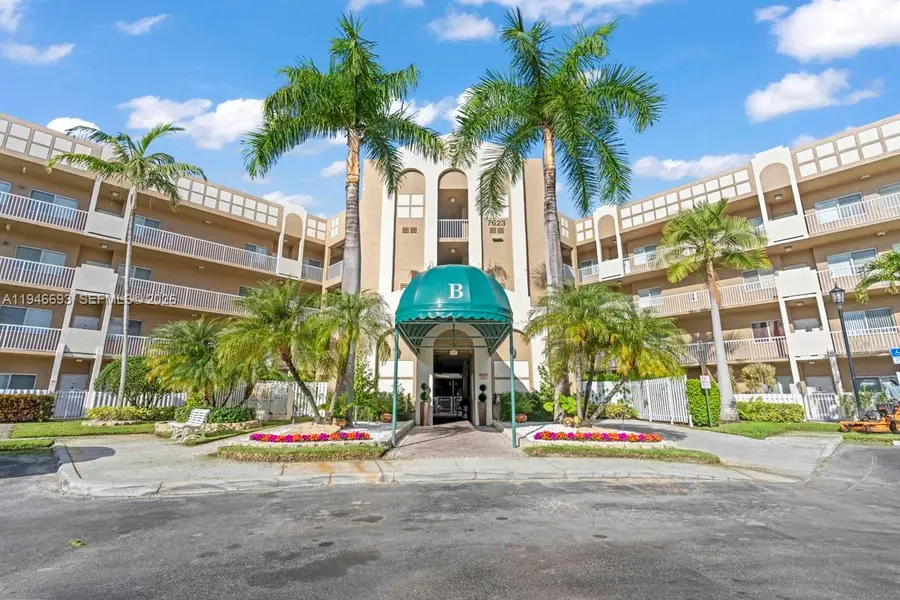 7623 Southampton Ter #312, Tamarac, FL 33321 - Image #2