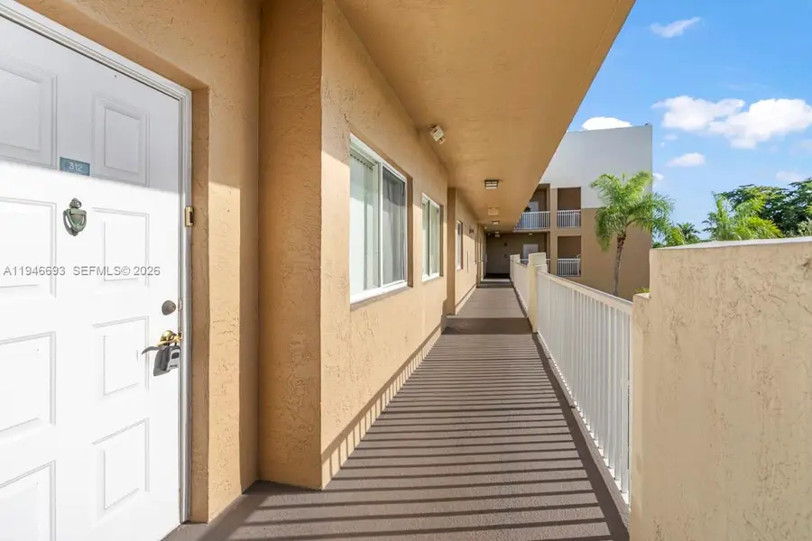 7623 Southampton Ter #312, Tamarac, FL 33321 - Image #3