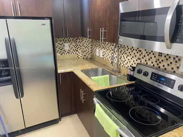 6950 Miami Gardens Dr #2-402A, Hialeah, FL 33015