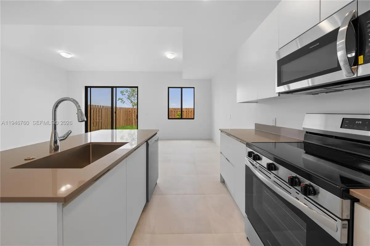 19114 SW 345th Ter #19114, Florida City, FL 33034 - Image #1