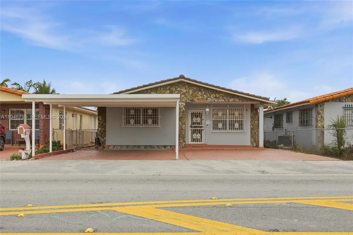 836 W 37th St, Hialeah, FL 33012 - Image #1