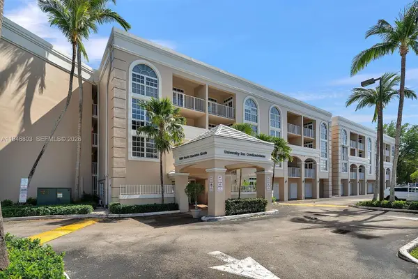 1280 S Alhambra Cir #2211, Coral Gables, FL 33146