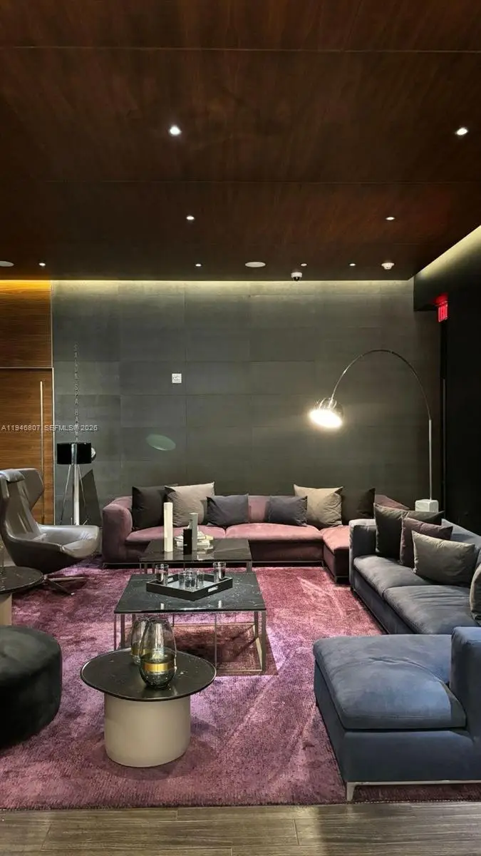 68 SE 6 #2504, Miami, FL 33131 - Image #3