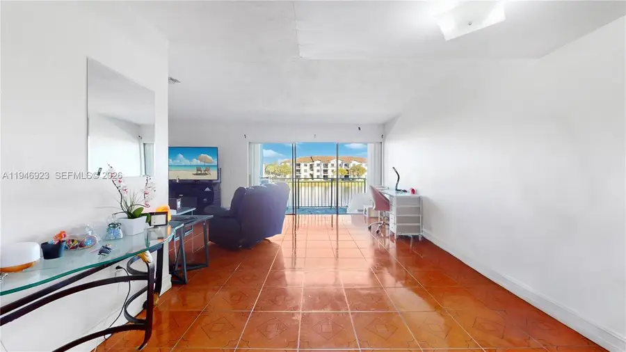 9373 Fontainebleau Blvd #K234, Miami, FL 33172 - Image #3