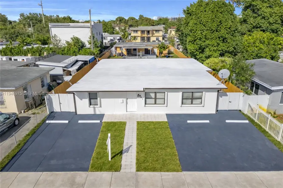 841 E 15th Pl, Hialeah, FL 33010 - #2