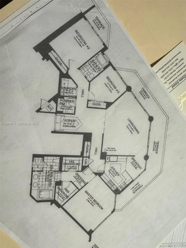 2000 Island Blvd #1801, Aventura, FL 33160