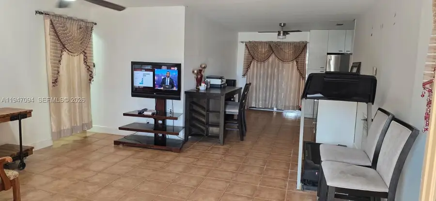 565 NW 54th St, Boca Raton, FL 33487 - Image #2