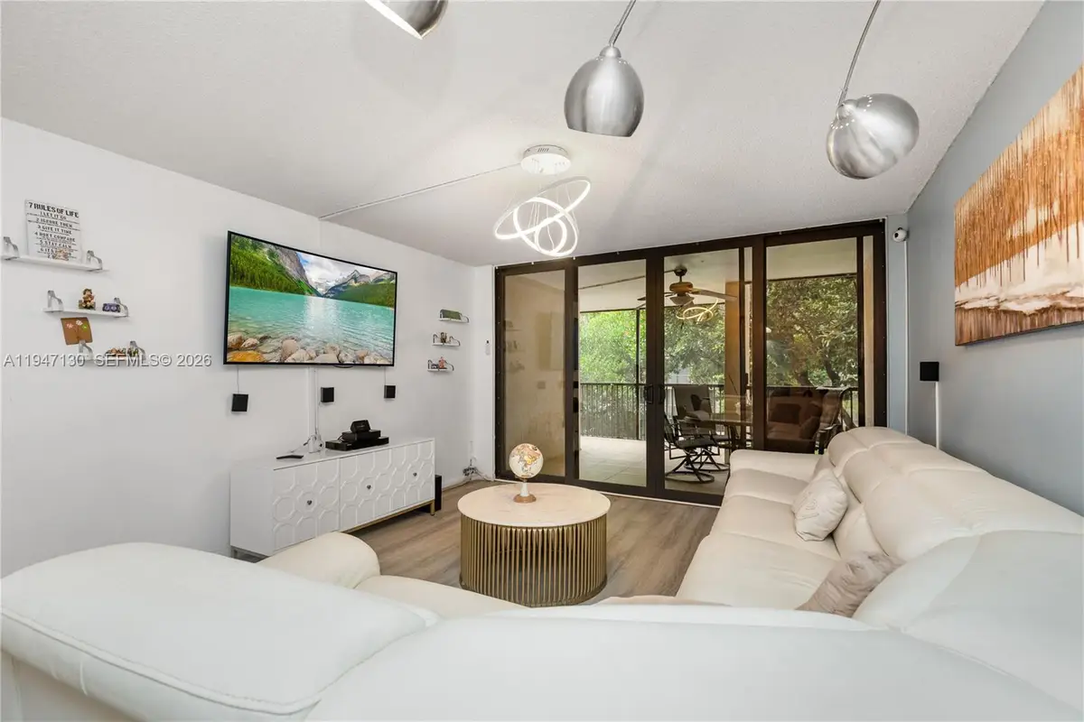 2800 N 46th Ave #A307, Hollywood, FL 33021 - Image #1