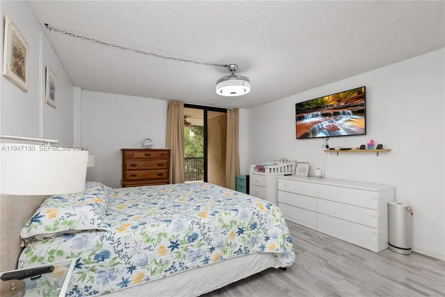 2800 N 46th Ave #A307, Hollywood, FL 33021 - Image #3