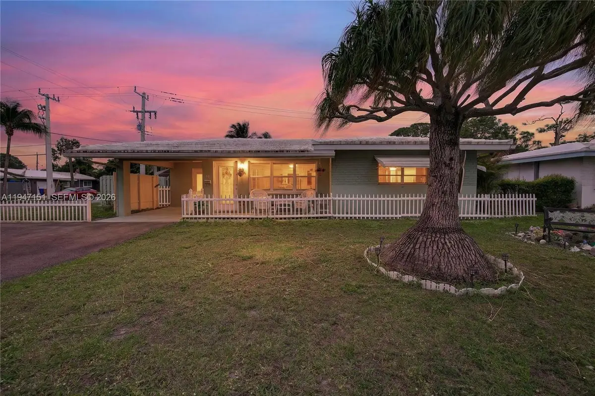 150 SE 5th Ct, Pompano Beach, FL 33060 - Image #1