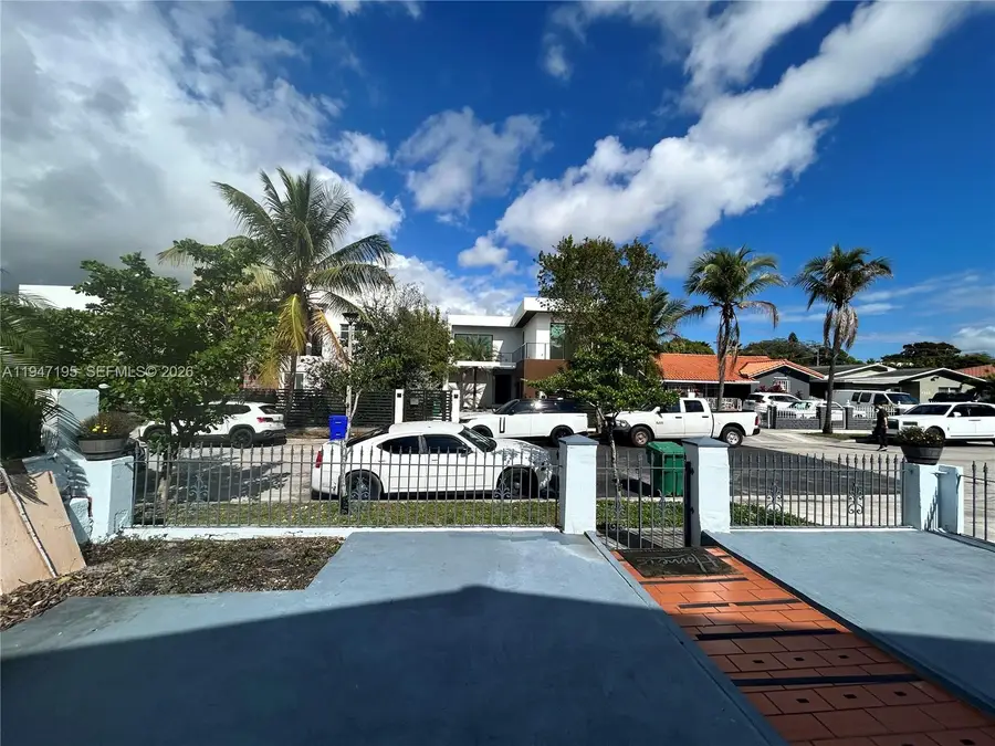 1352 SW 16th St, Miami, FL 33145 - Image #2