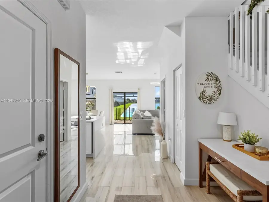 544 NE 206th Ln, Miami, FL 33179 - #3