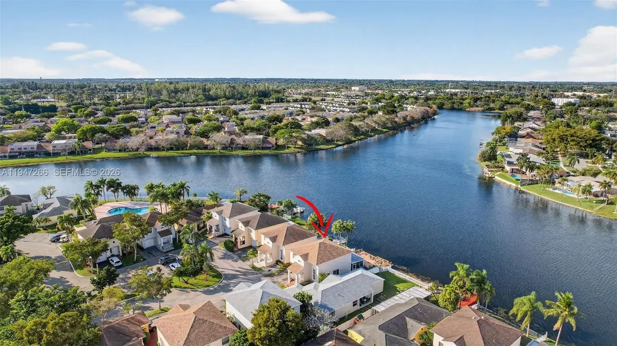 12017 NW 13th St, Pembroke Pines, FL 33026 - Image #1