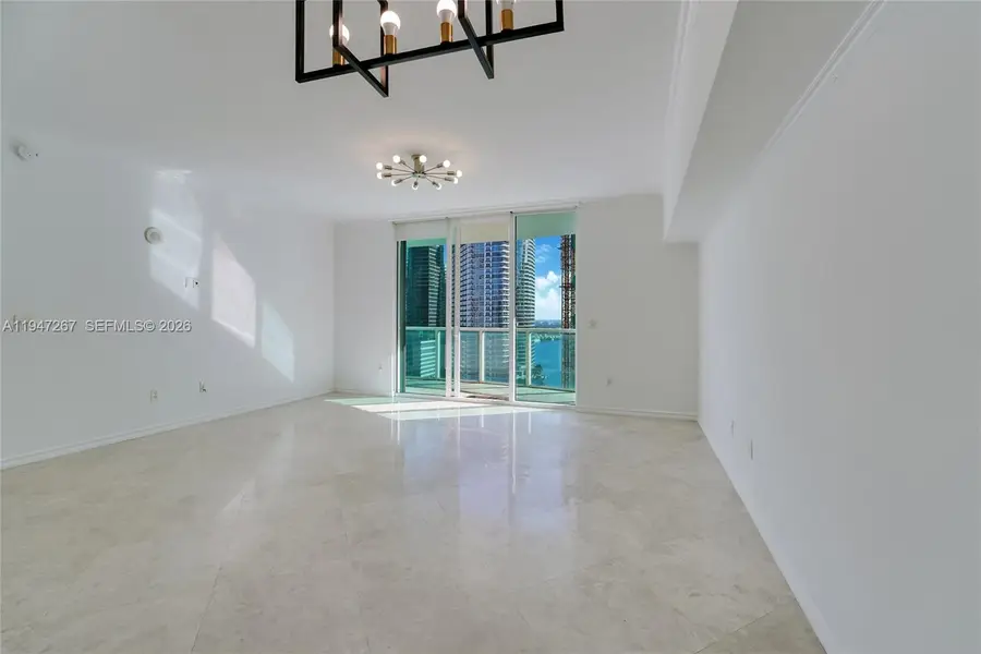 31 SE 5th St #3306, Miami, FL 33131 - #3