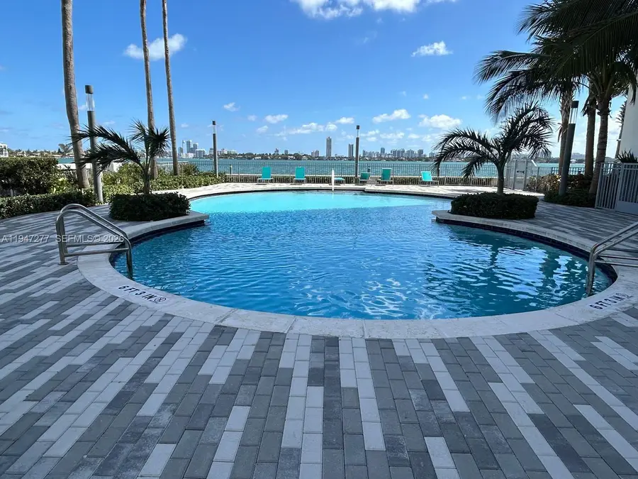 7501 E Treasure Dr #5R, North Bay Village, FL 33141 - Image #2