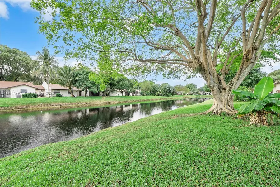 6616 N Parkway Dr #3-5, Margate, FL 33068 - Image #2