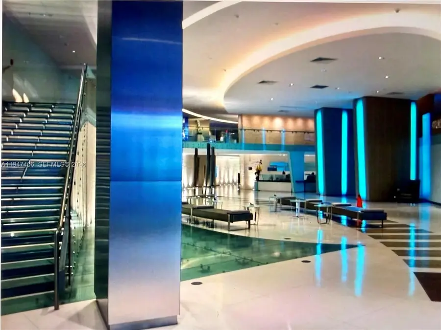 92 SW 3rd St #4309, Miami, FL 33130 - Image #2