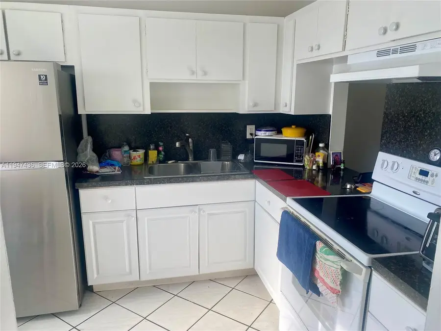 2309 Park Ln #304, Hollywood, FL 33021 - Image #2