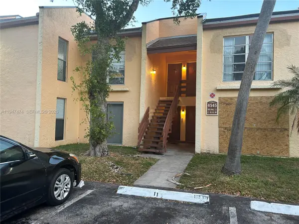 4545 Treehouse Ln #H, Tamarac, FL 33319