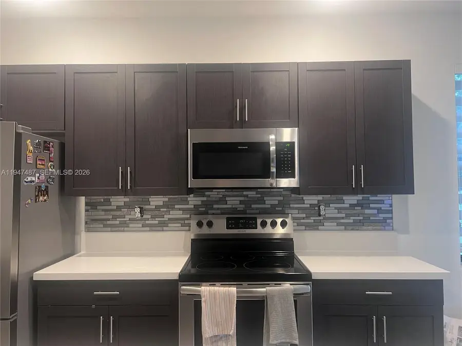 1526 SW 29th St, Fort Lauderdale, FL 33315 - #3