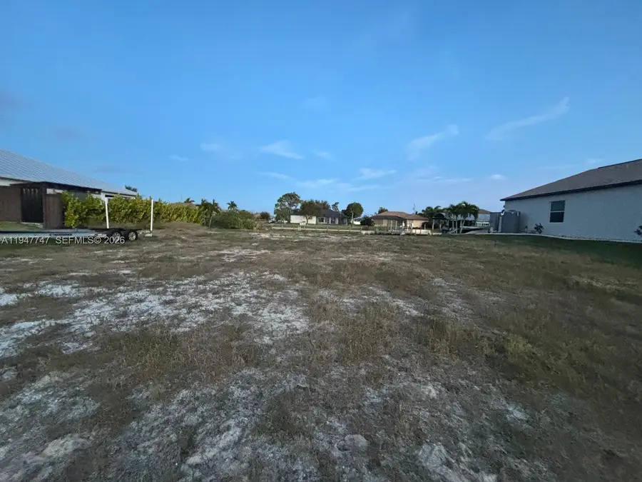 417 NW 38th Ave, Cape Coral, FL 33993 - Image #2