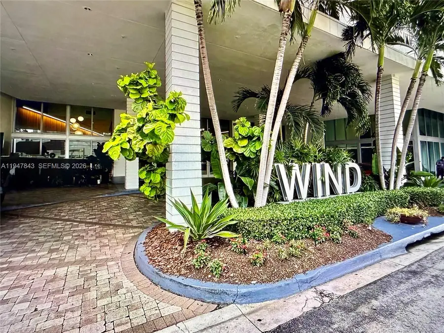 350 S Miami Ave #3008, Miami, FL 33130 - Image #2