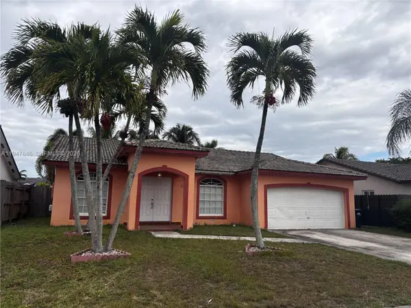 15129 SW 173rd Ter, Miami, FL 33187