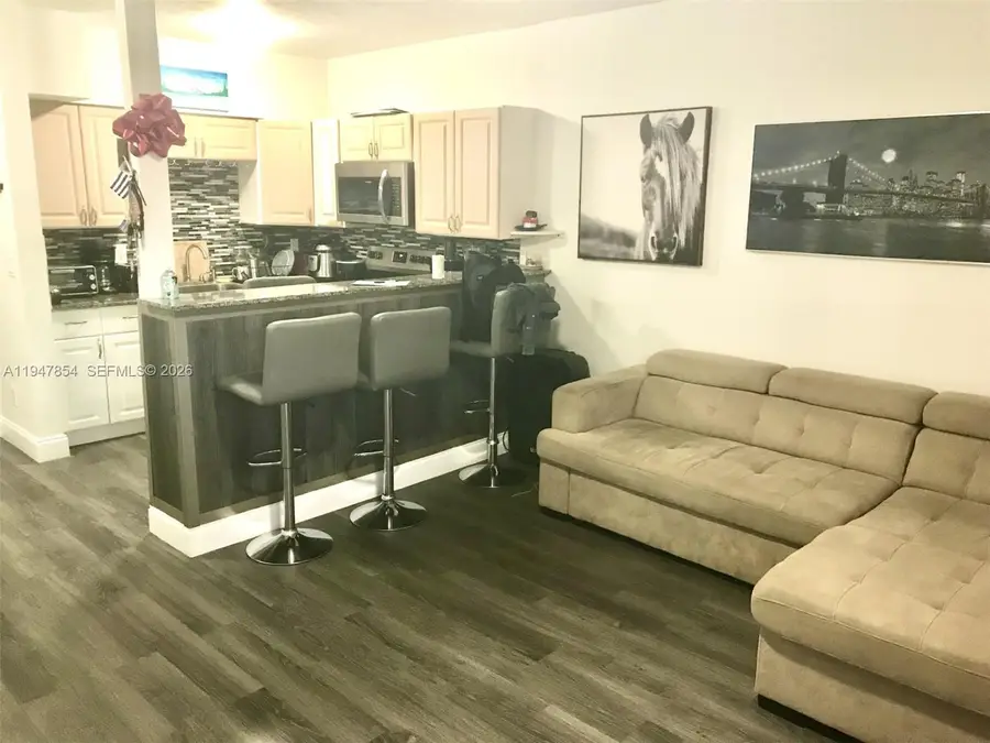 900 SW 11th Ave #7C, Hallandale Beach, FL 33009 - Image #2