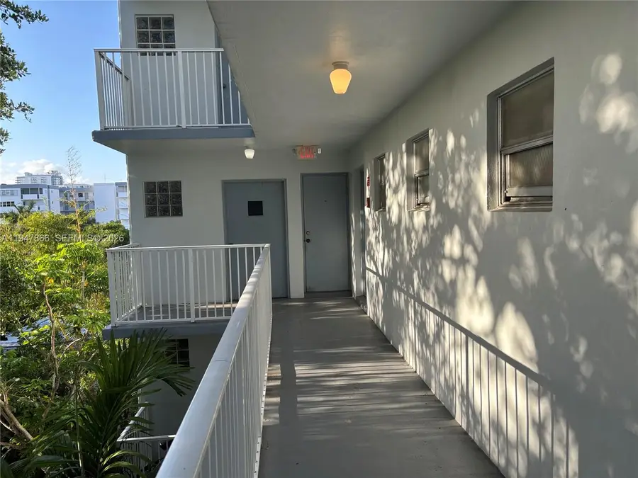 1701 Washington St #504, Hollywood, FL 33020 - #2