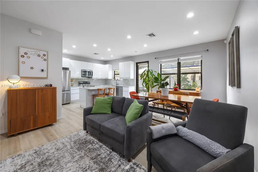 658 NE 193rd Ter, Miami, FL 33179 - Image #2