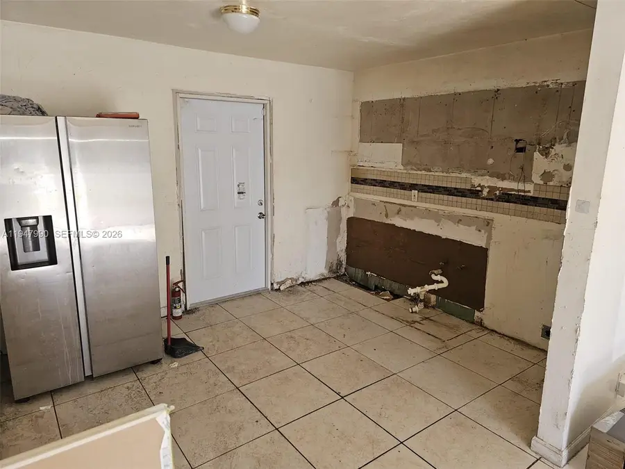 2243 Mayo St, Hollywood, FL 33020 - Image #3