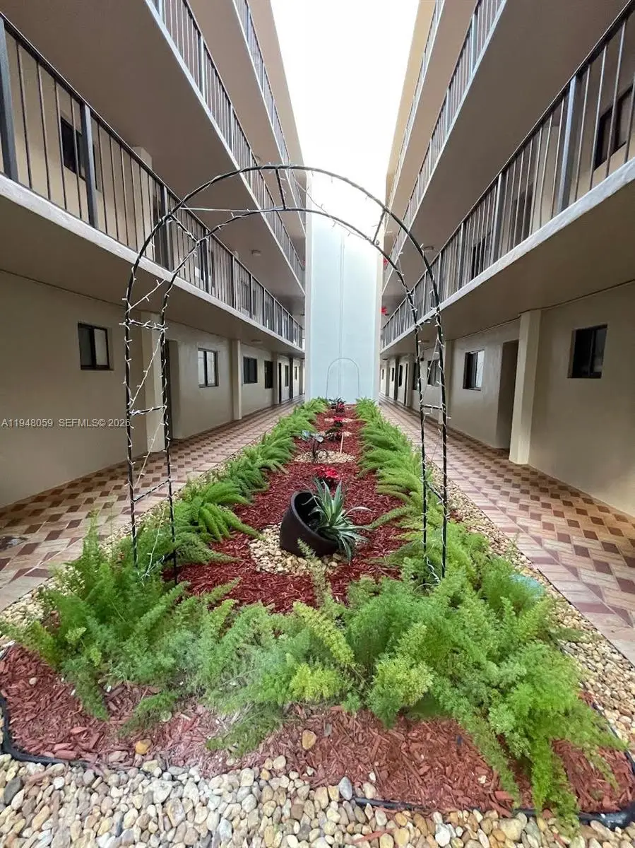 8400 SW 133rd Ave Rd #107, Miami, FL 33183 - #2