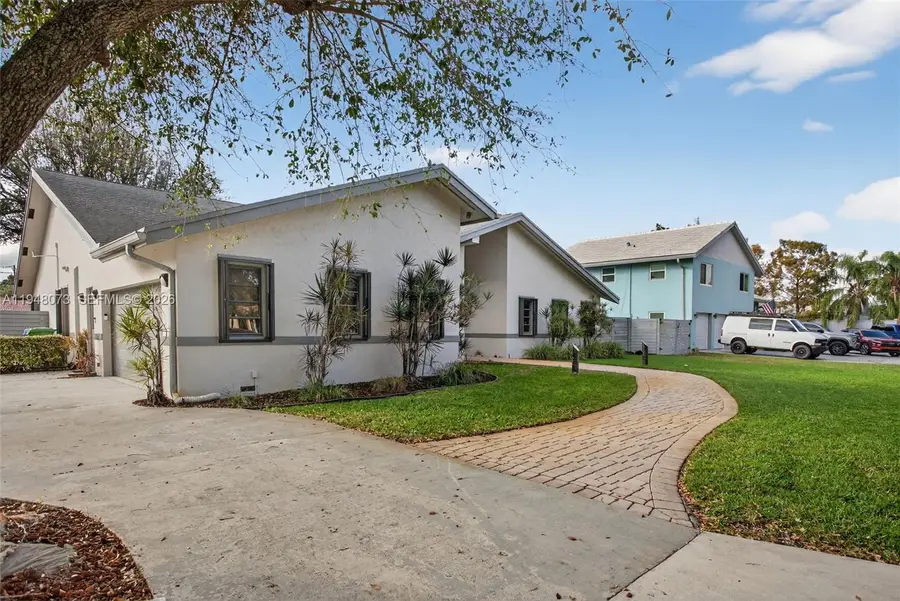 137 E Palm Dr, Margate, FL 33063 - #3