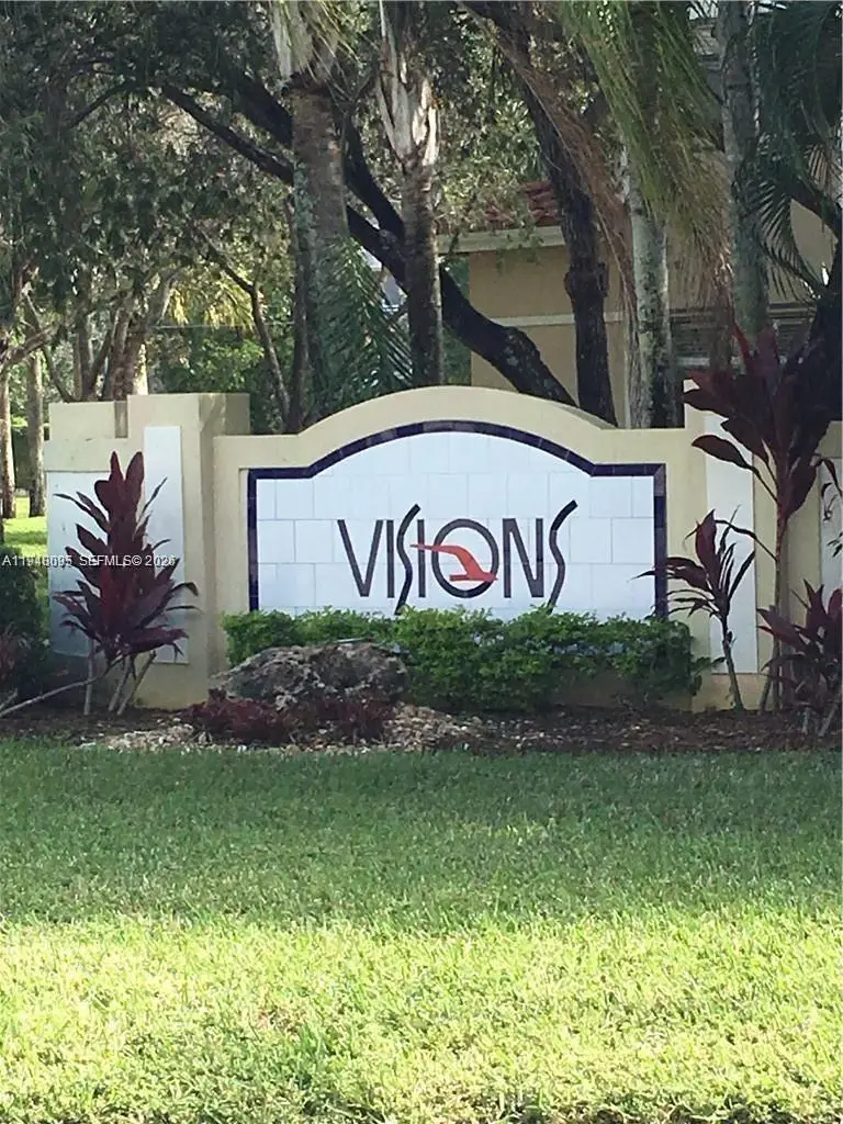 561 Racquet Club Rd #21, Weston, FL 33326 - #2