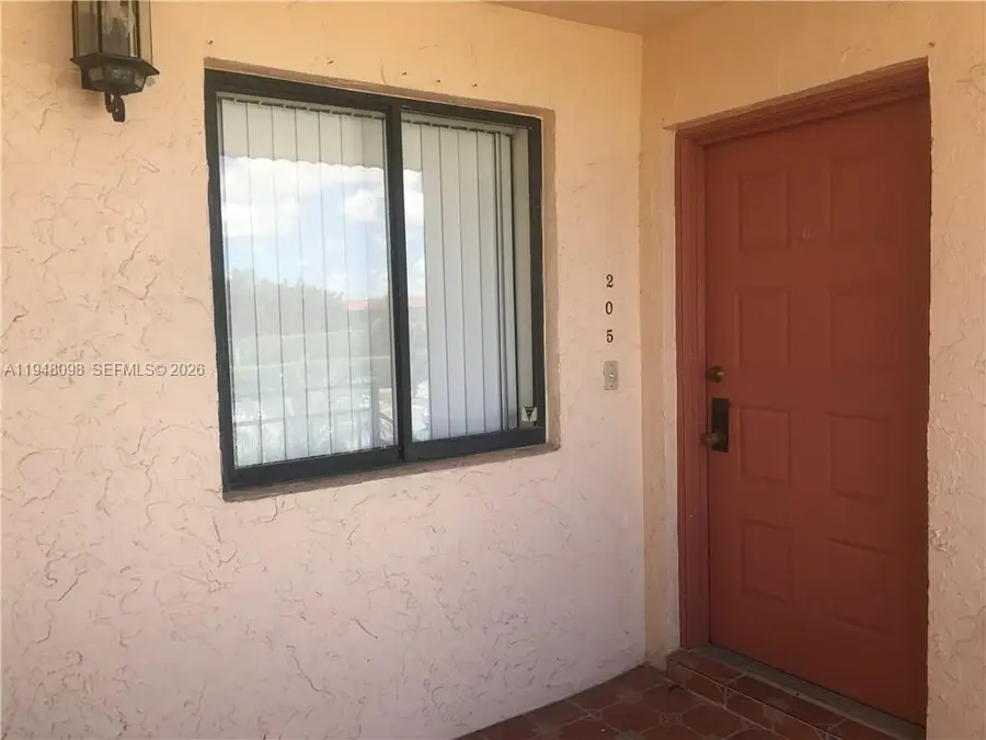 379 Lakeview Dr #205, Weston, FL 33326 - #2