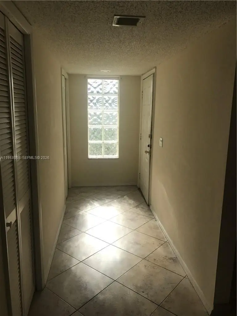 379 Lakeview Dr #205, Weston, FL 33326 - #3